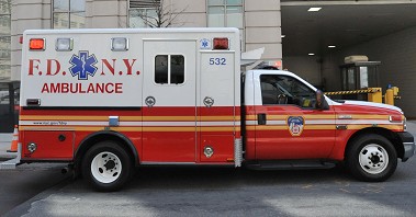 New York City | FDNY EMS members save two lives on one call